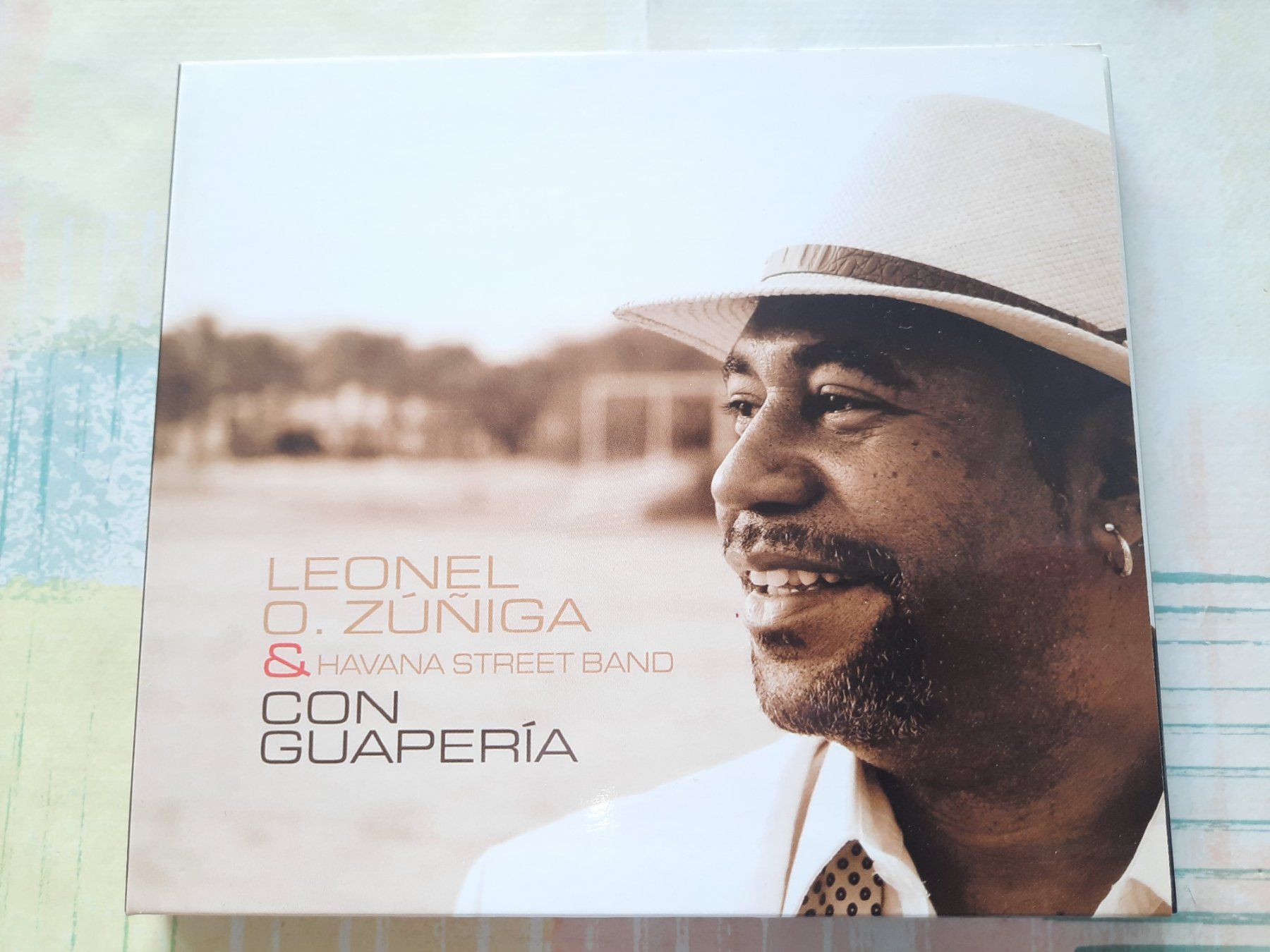 CDs: Cd Leonel O. Zuniga - Con Guaperia  – Gebraucht aus Pully von bro_n52j