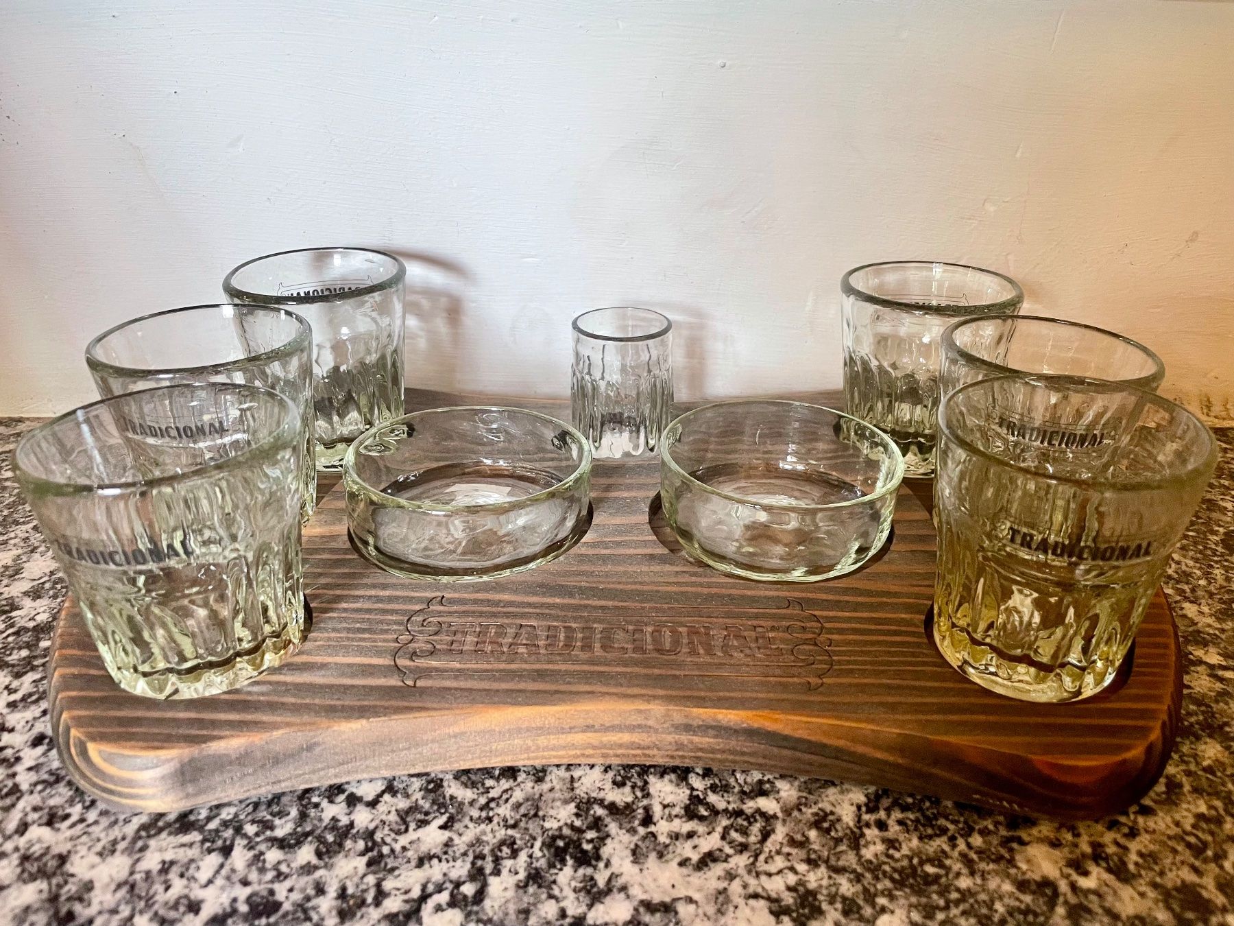 Tutte le decorazioni: Tequila Shotbrett mit Gläsern – Nuovo (secondo la descrizione) da Laax GR venduto da Snowman44 1