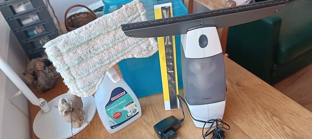 Sonstiges für Haushalt & Wohnen: Lave vitre LEIFHEIT, kit complet – Gebraucht aus Suchy von lny_ct55