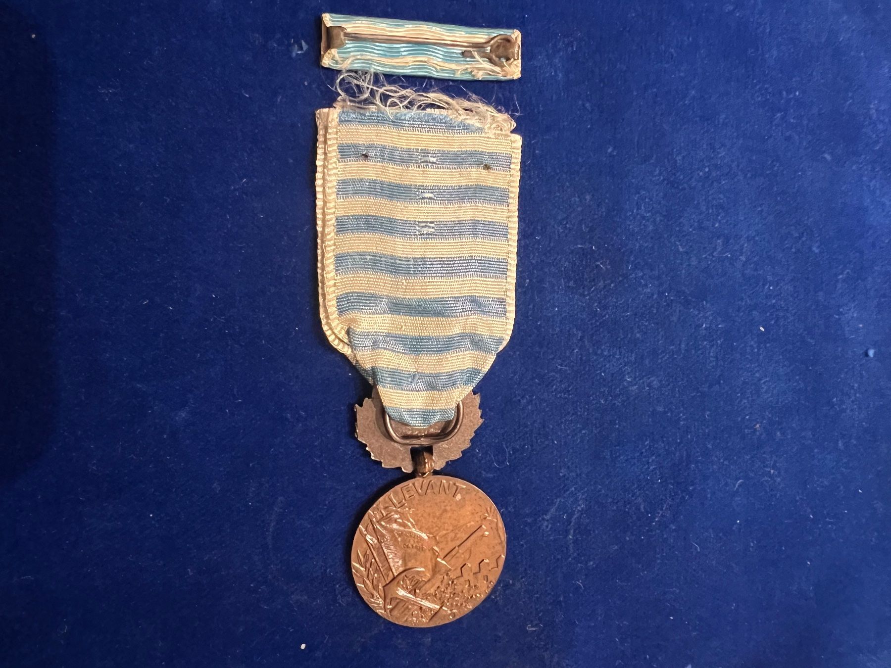Medaglie: Frankreich: Levant Medaille – Usato da Hermetschwil-Staffeln venduto da militaria-schweiz 1