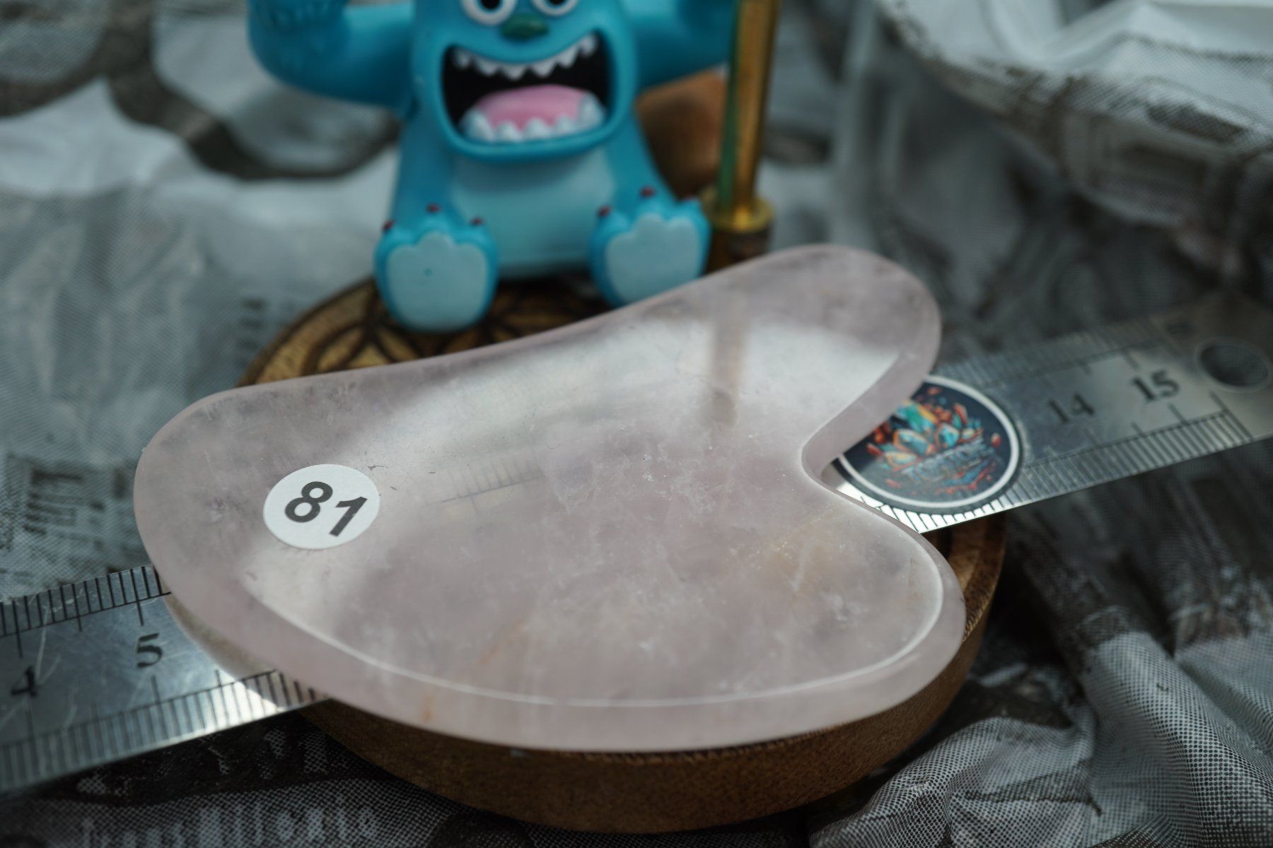 Mineralien & Heilsteine: Gua Sha Massage-Stein  Rosenquarz    ab 1.- – Neu und originalverpackt aus Eschenbach SG von topstone 2