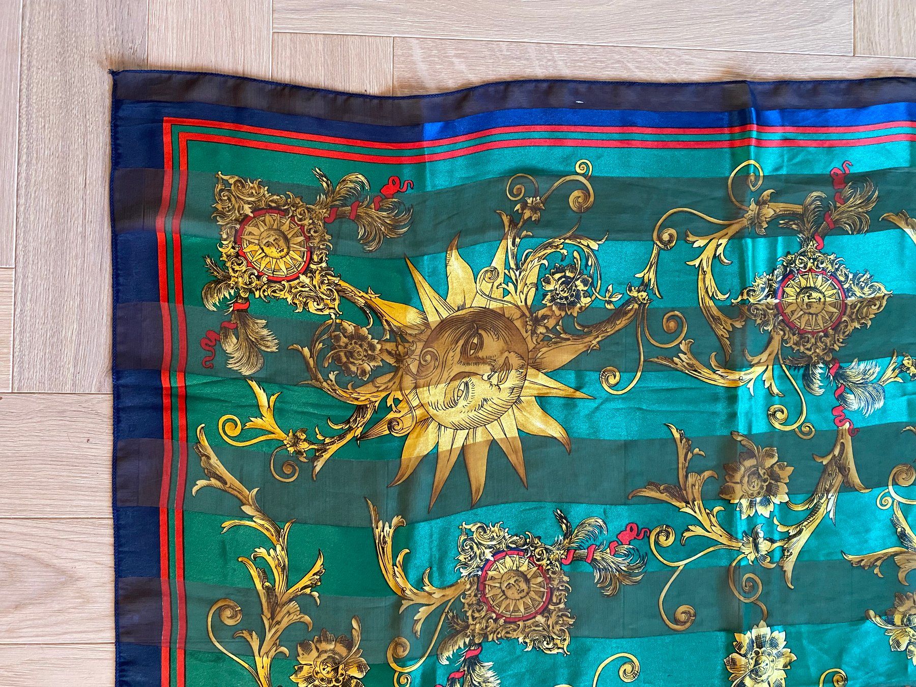 Foulard & Sciarpe: Foulard – Usato da Kastanienbaum venduto da Niara2 1