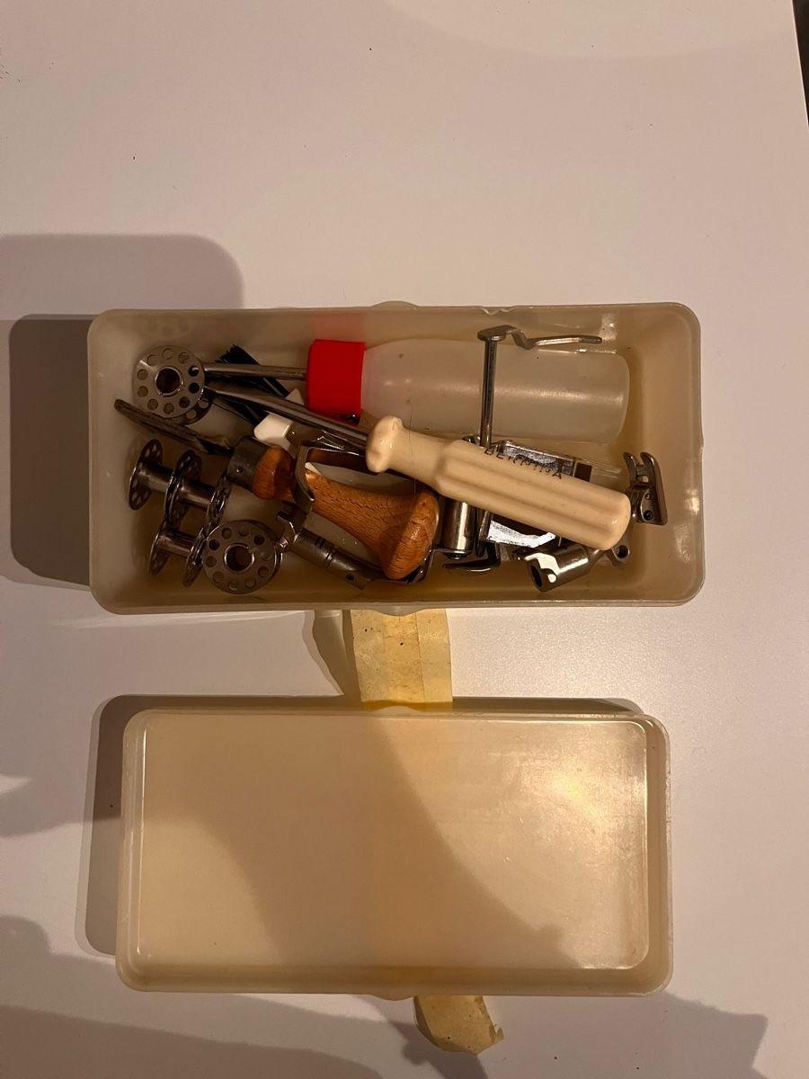 Bernina Macchine da cucire: Bernina Nähmaschine – Usato da Waltenschwil venduto da migrosicetea_ 4