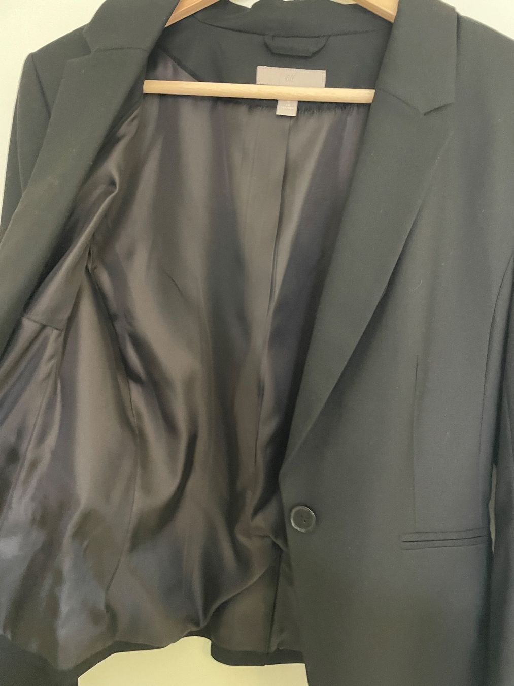 H&M Giacche: Blazer schwarz H&M Grösse 38 – Usato da ZUFIKON venduto da SULMI01 4