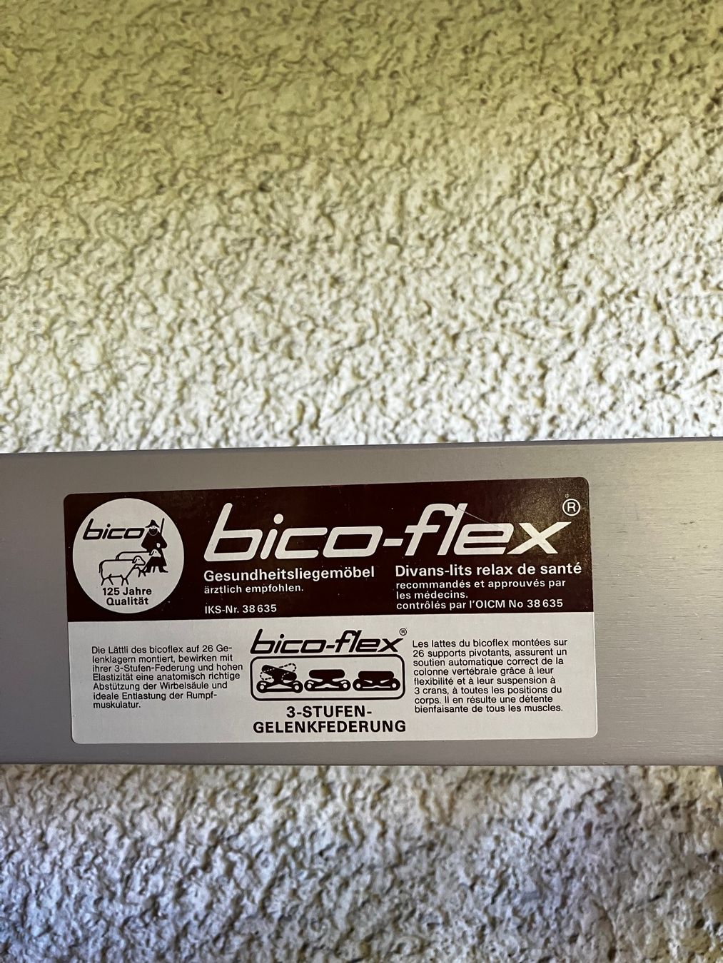 Betten: Doppelbett mit integr. Nachttischen & 2xBico-Flex Lattenrost – Gebraucht aus Nürensdorf von rol_kg7r 8