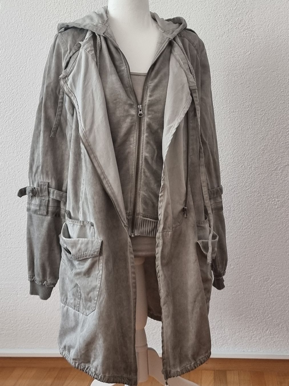 Nile Giacche: Nile Jacke XS – Usato da Rüdlingen venduto da 7sonnenblume 3