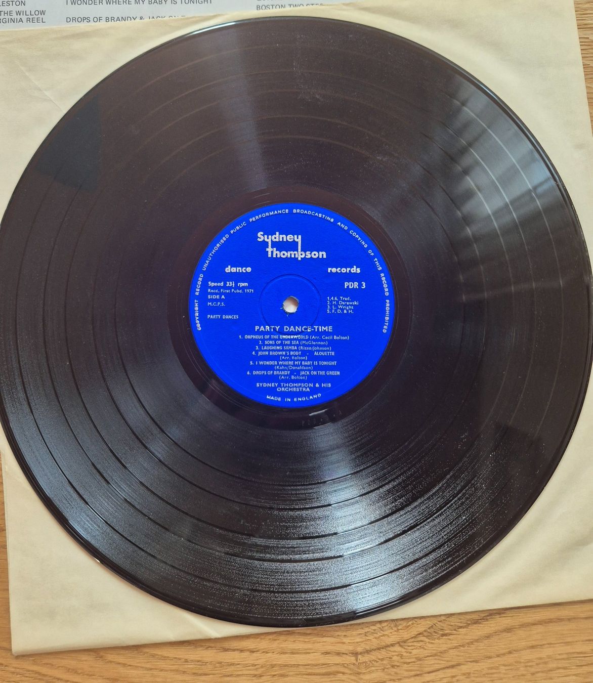 Schallplatten: Schallplatte "Party dance time" – Gebraucht aus Gams von tischi97 1
