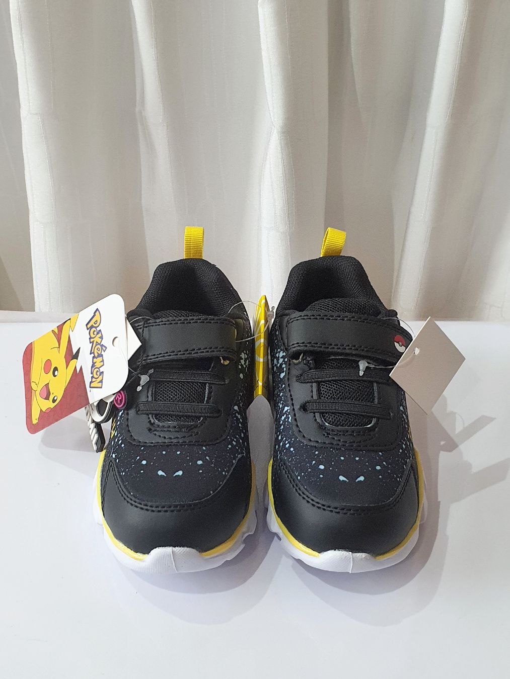 Chaussures garçon: Gr. 25 - Pokémon Lights Kinderschuhe, Neu – Neuf avec emballage d'origine à Nürensdorf par kin_2jn6 2