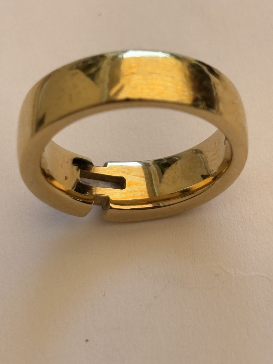 Anelli: Gelbgold Ring mit Diamant 18 Karat  – Usato da Langnau am Albis venduto da flusspflege 4