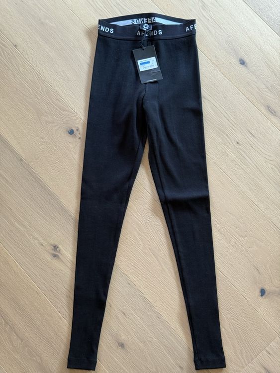 Leggings: New Afends Ribbed Black Leggings XS – Nuovo e nell'imballaggio originale da Wetzikon ZH venduto da dor_rmq2 1