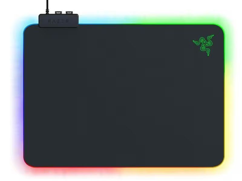 Razer Mausmatten: Razer Firefly V2 – Gebraucht aus Bassersdorf von pau_95tx