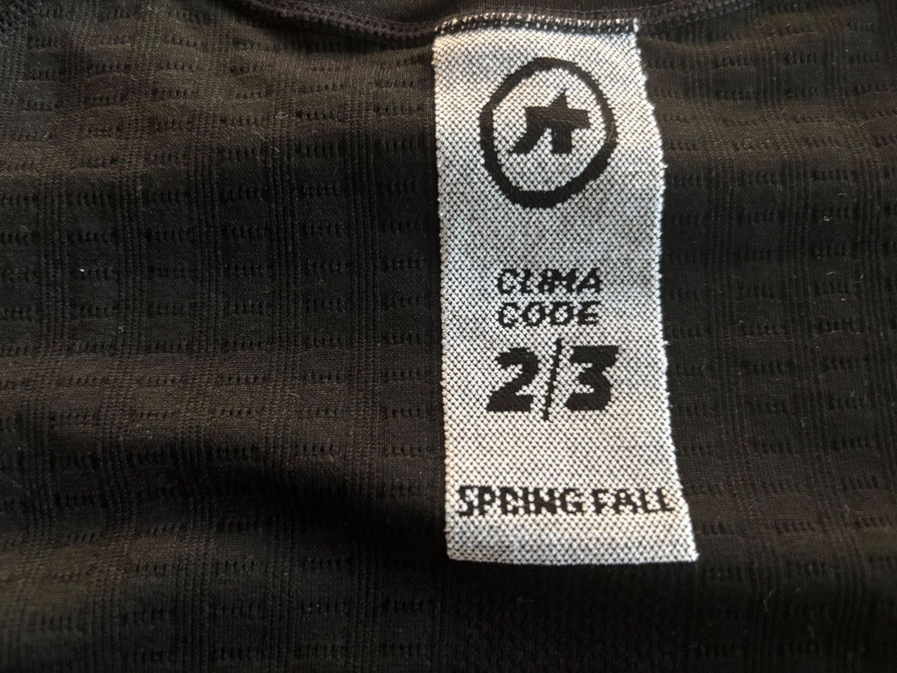 Sous-vêtements: Assos thermoleibchen spring fall size 2 – D'occasion à Geuensee par sonnetje 1