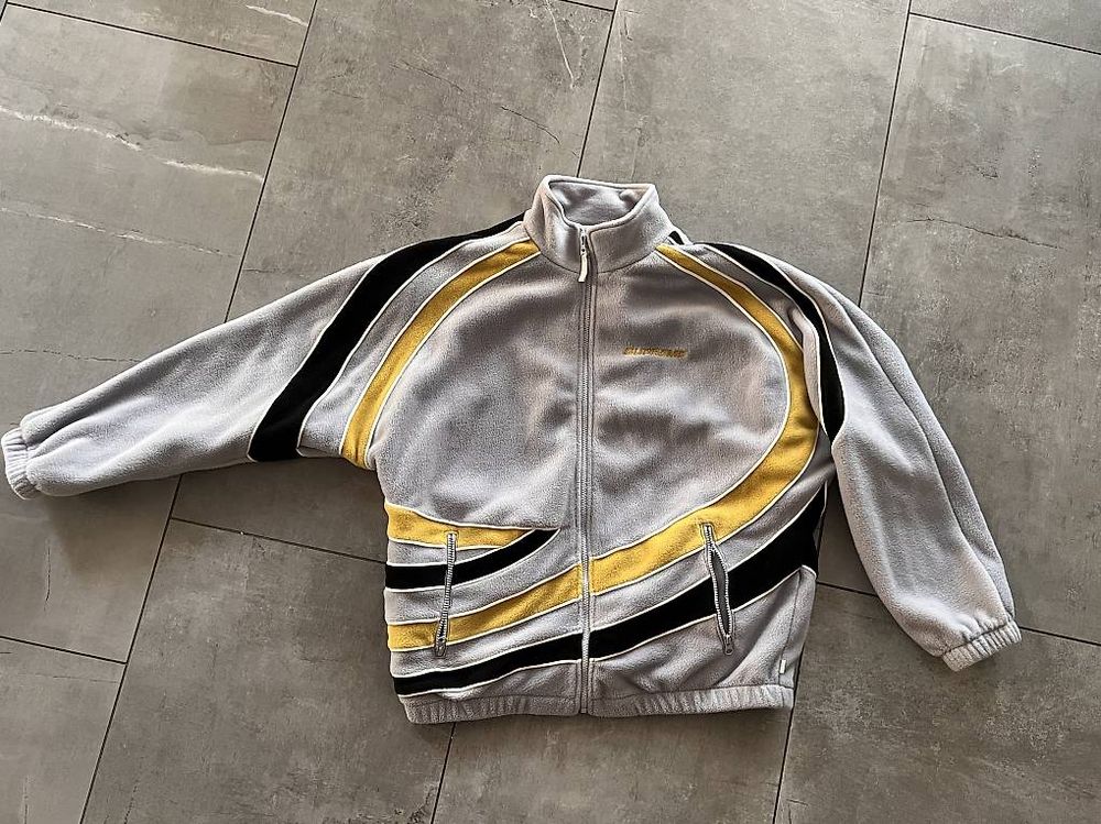 supreme jacke fell