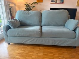 Sehr gepflegtes und bequemes 3- er Sofa