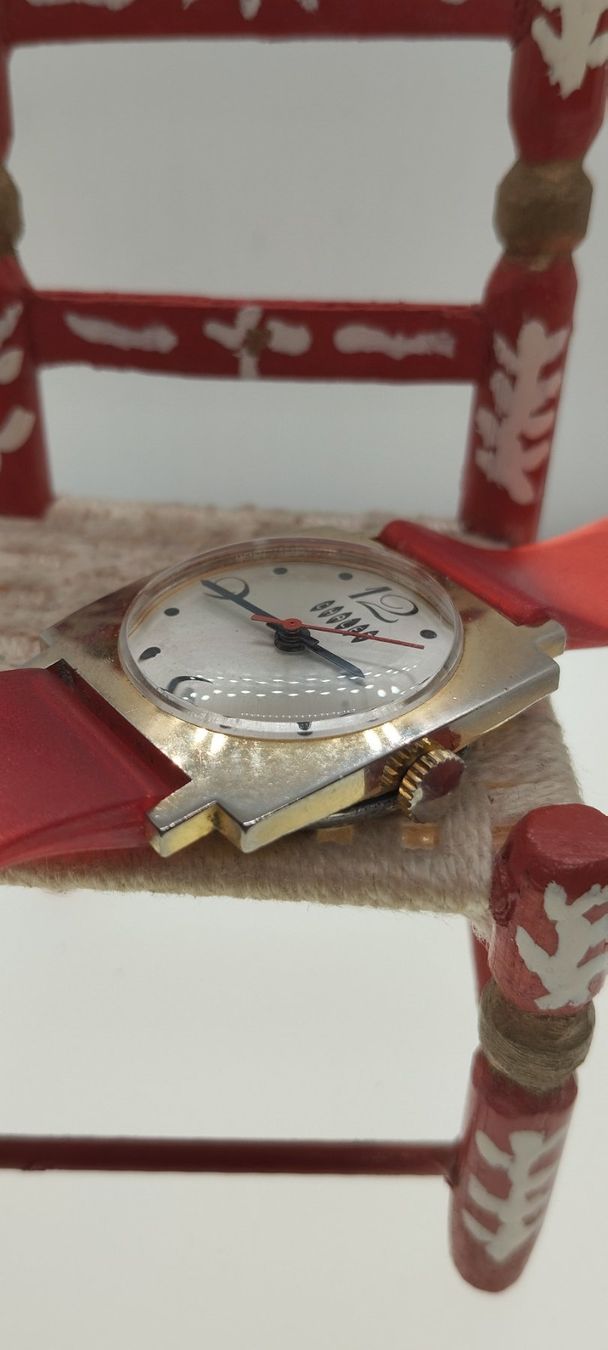 Orologi: Montre vintage châlet – Usato da La Chaux-de-Fonds venduto da jac_9llg 4
