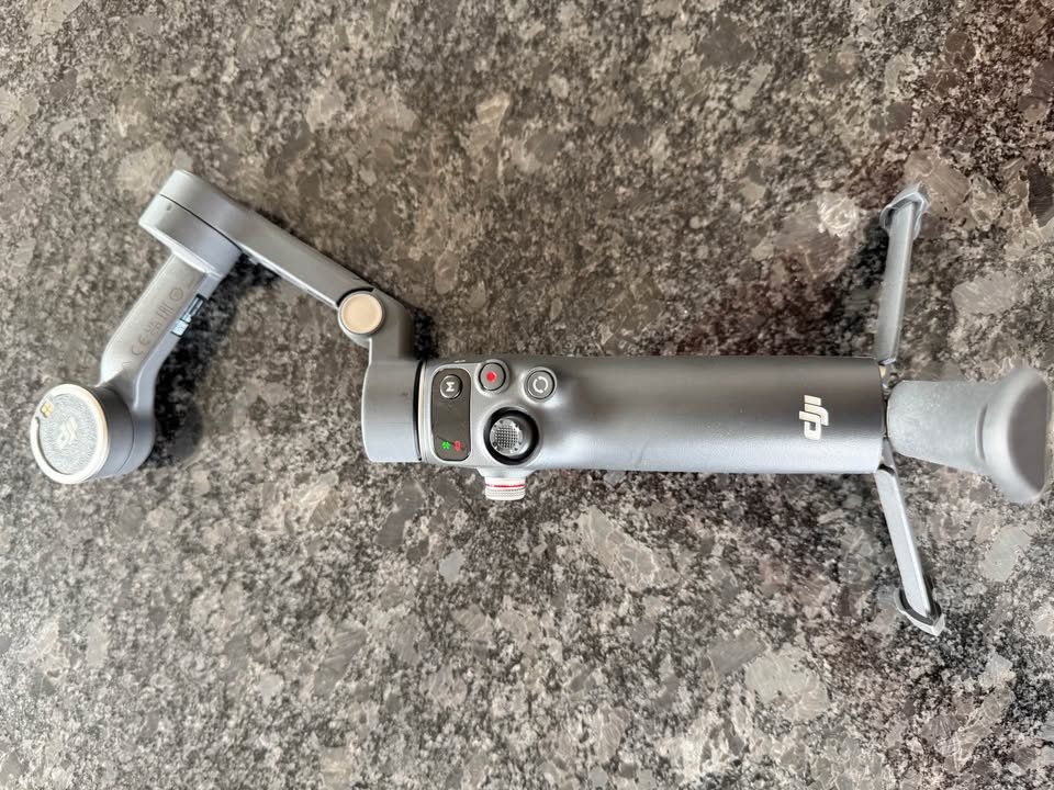 Staffe: DJI Osmo Mobile 7P Gimbal Smartphone – Nuovo e nell'imballaggio originale da Mellingen venduto da jirka_kulhavy 1