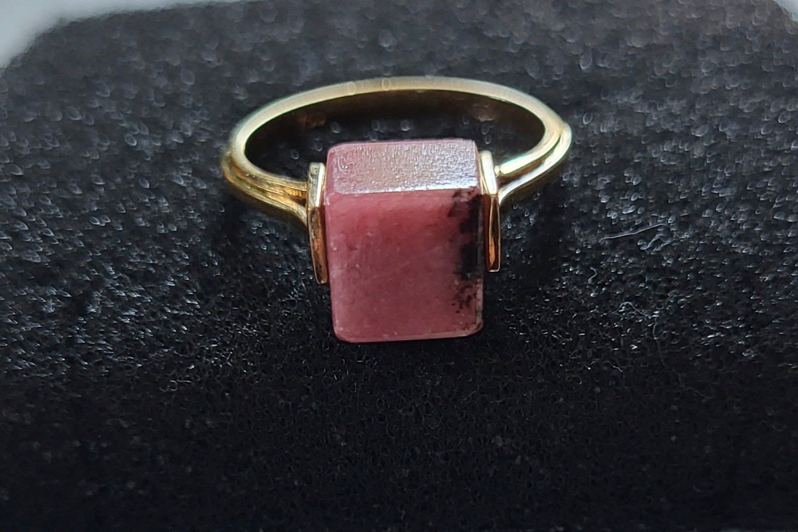 Anelli: 18 Karat 750 Gold Ring Mit Stein – Usato da Wald ZH venduto da Dasilver