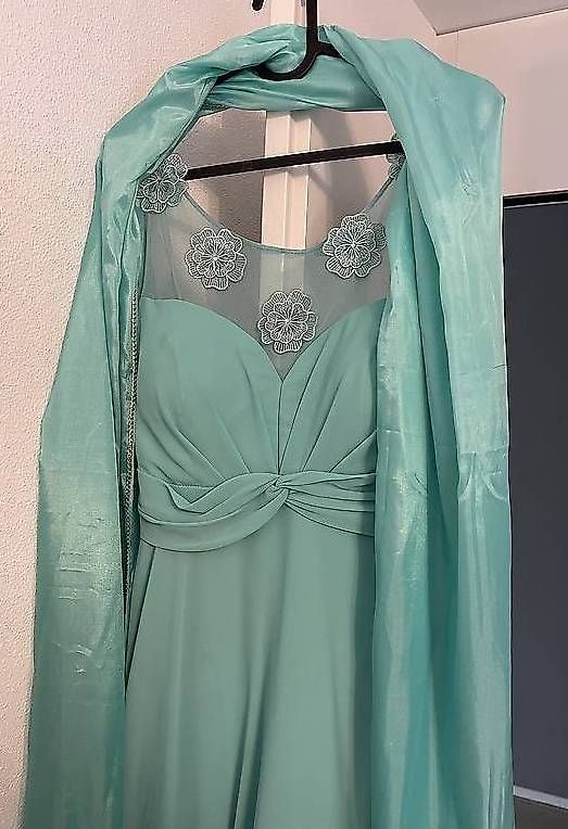 Robes: Abendkleid – D'occasion à Emmen par Lare1505 4