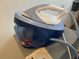 PerfectCare Expert Plus GC8900 Dampfbügelstation / NP: 259.-