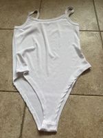 Weisser Body mit Trägern (Grösse M)