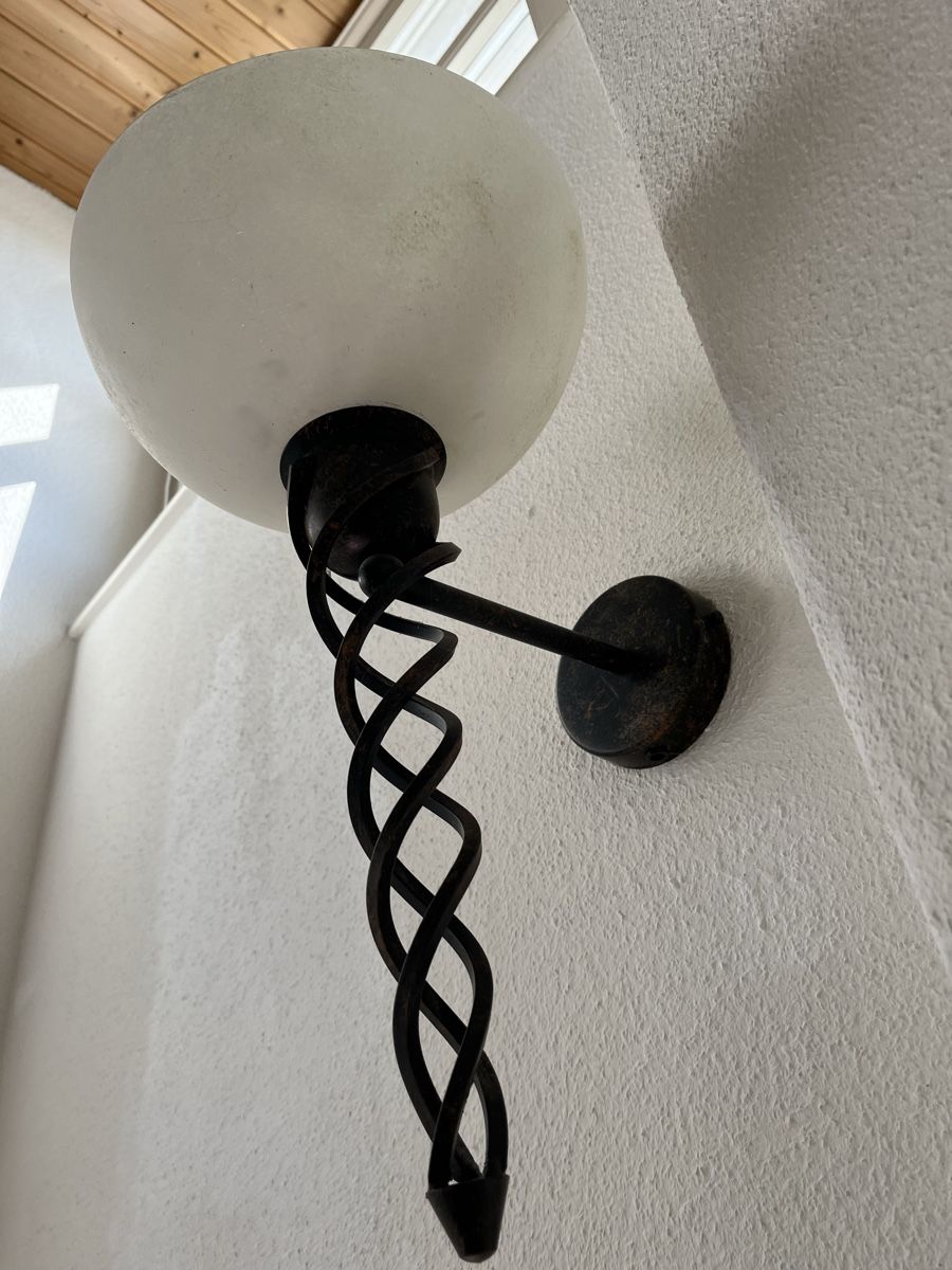 Lampade: Applique murale design en spirale noir et blanc – Usato da Chambésy venduto da ggr_yg5d 3