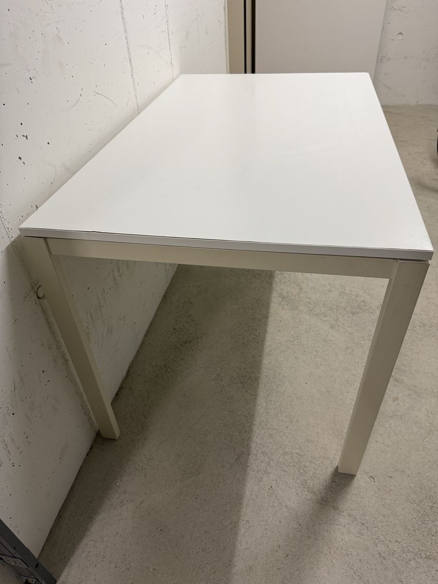 Ikea Tables: Gratis IKEA Esstisch Tisch weiss – D'occasion à Riehen par hor_j5fg 2