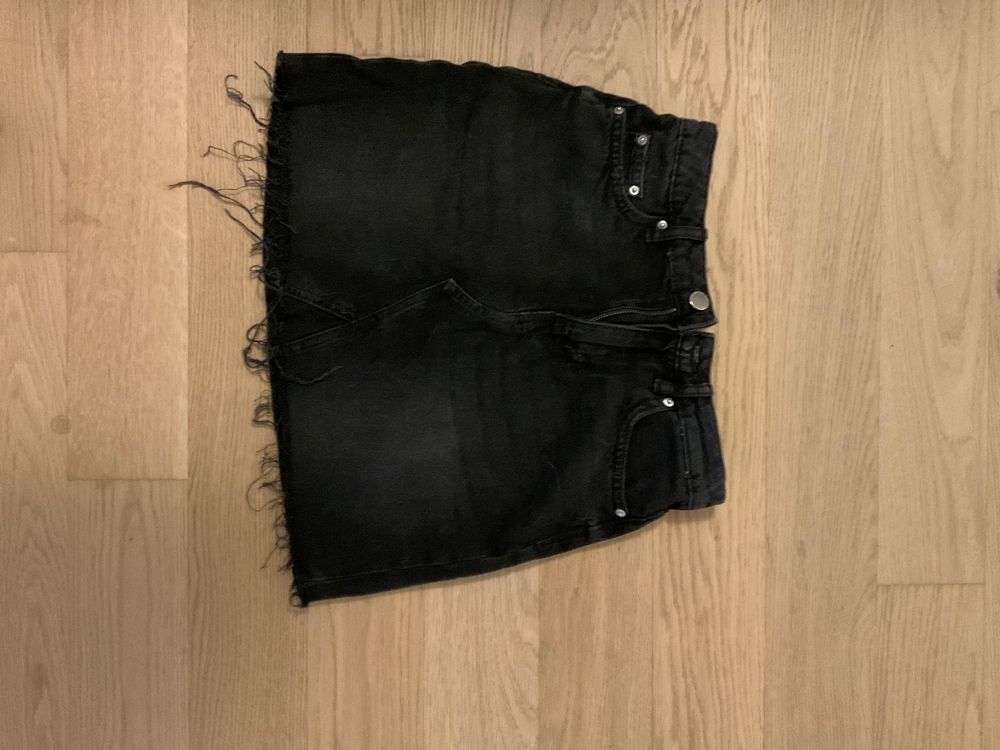 Mini skirt H&M black jeans Kaufen auf Ricardo