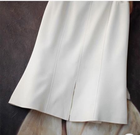 New Sophisticated Structured midi Skirt with Front Slit S