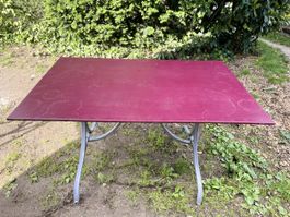 Gartentisch, Burgund, Metallgestell
