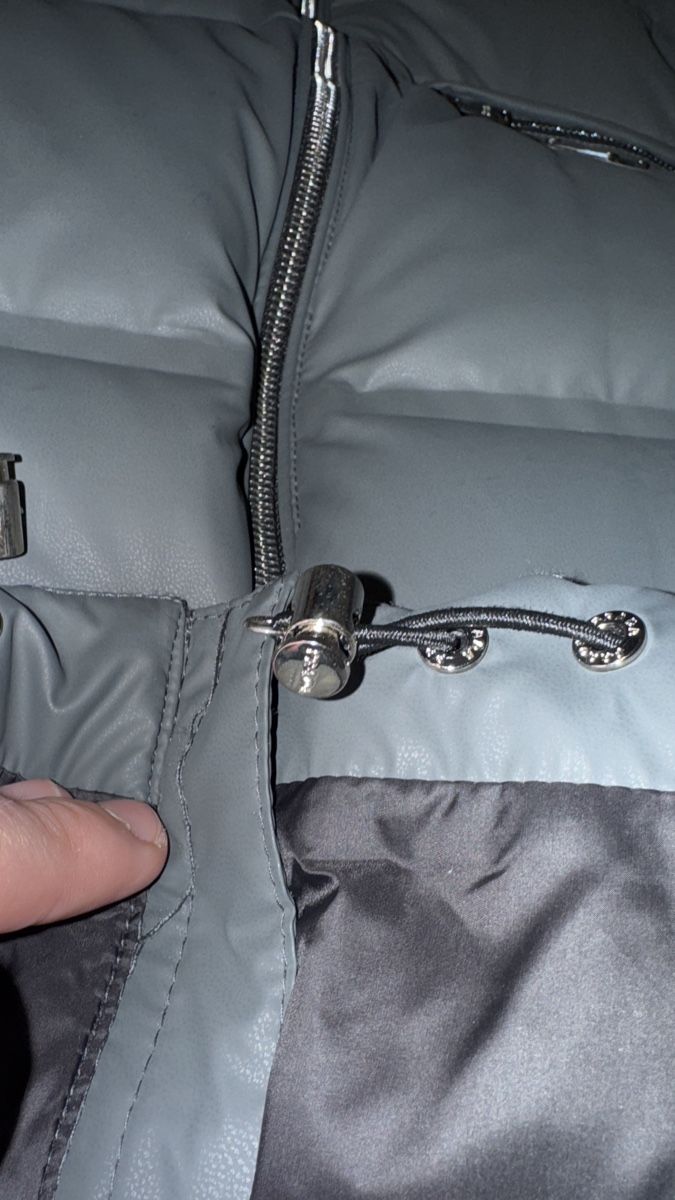 Prada Cappotti: Prada Coat – Nuovo (secondo la descrizione) da Basel venduto da arr_j96w 3