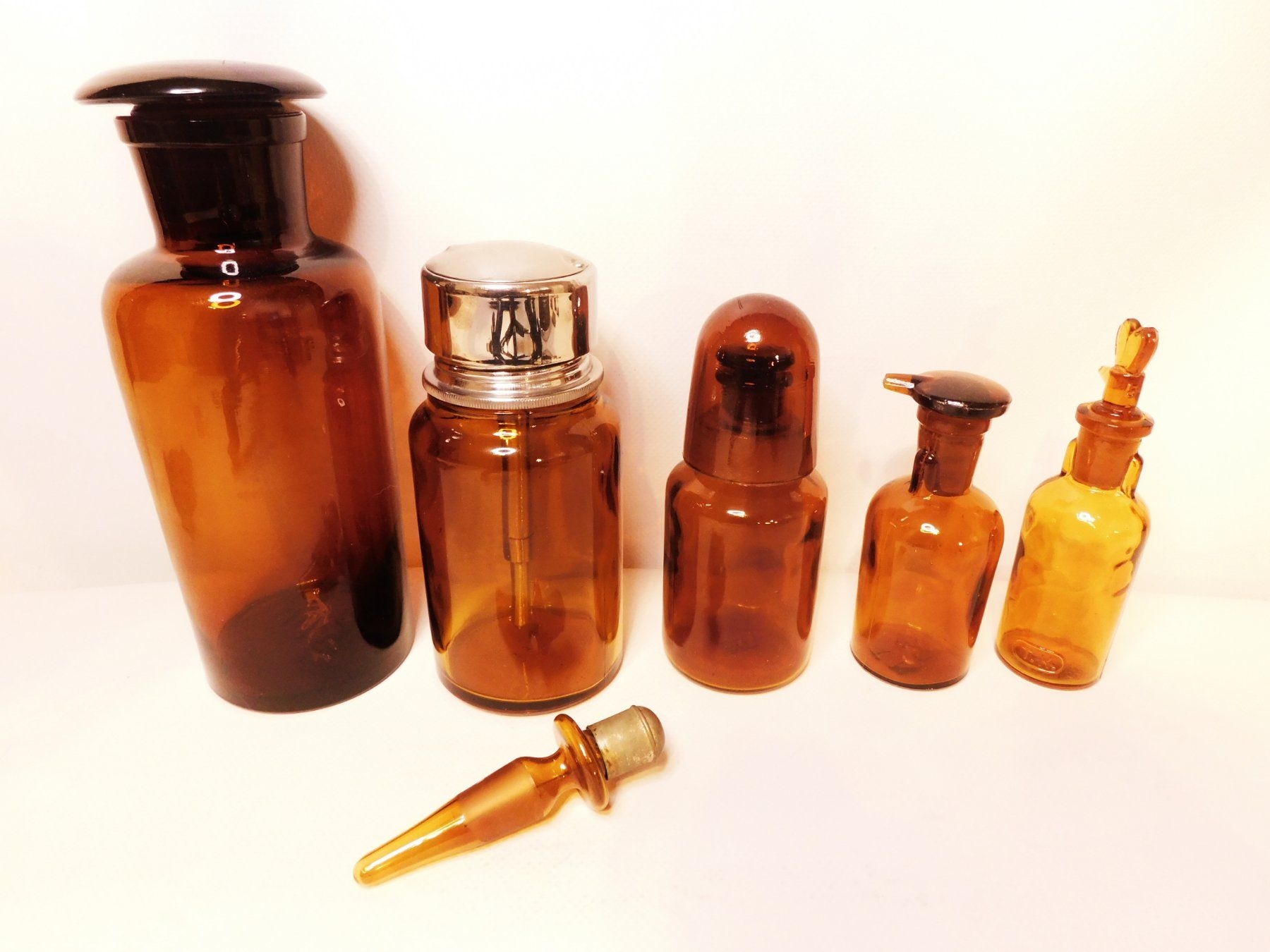 Accessori da laboratorio: Vintage Sammlung von Apothekenflaschen – Usato da Emmenbrücke venduto da Neverlaand-22