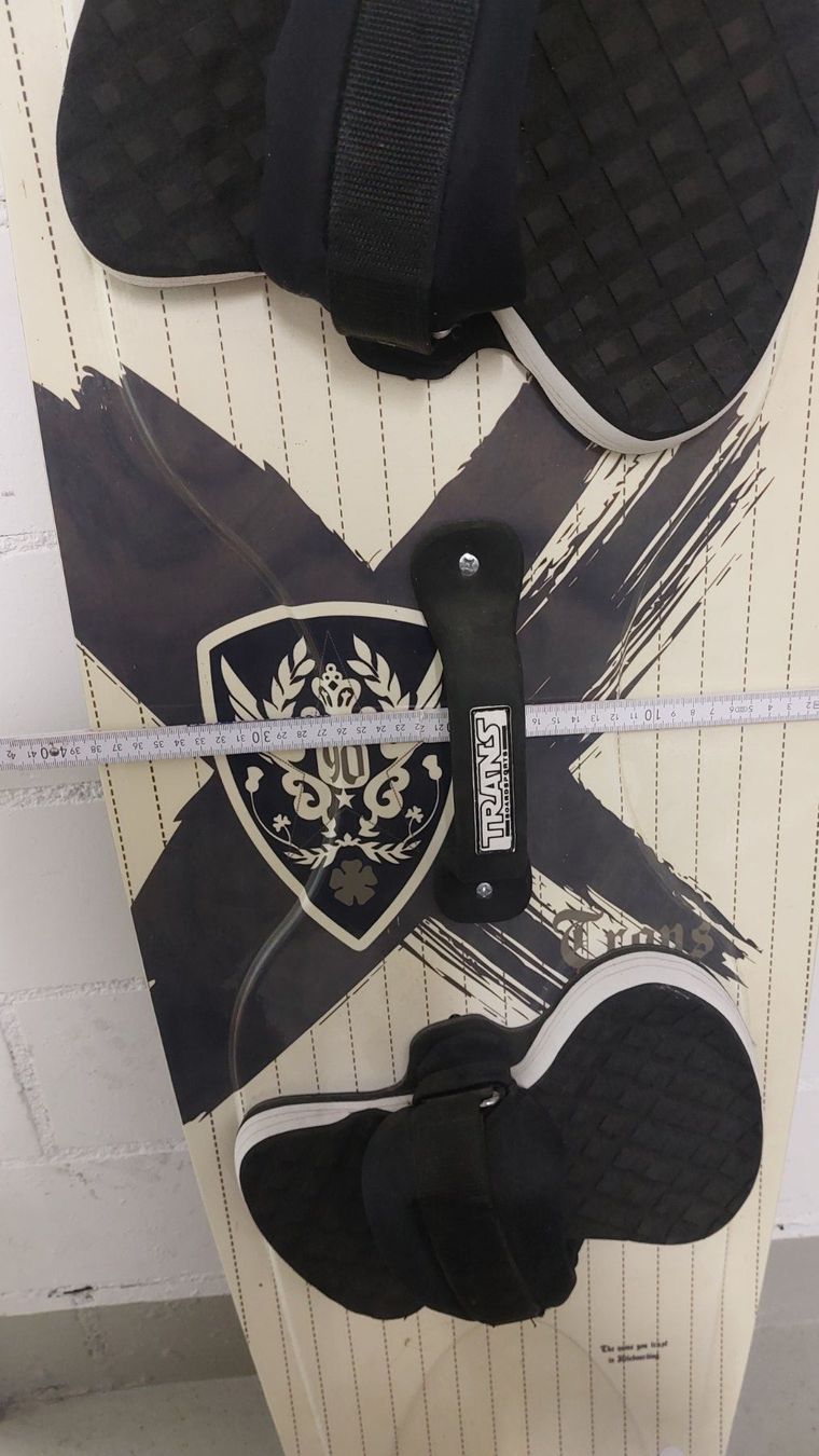 Tavole da surf e di nuoto: Kiteboard mit Bindung und Handle – Usato da Chur venduto da rushboard 3