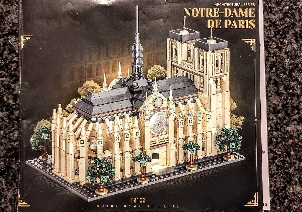 Jeux de construction: Notre Dame Bausatz – D'occasion à Gersau par irenja