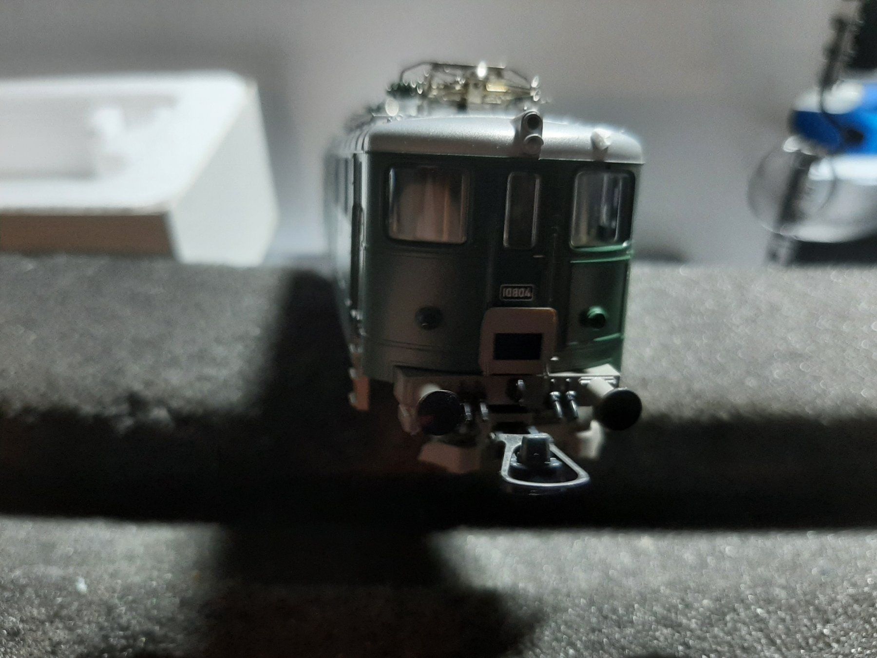 Roco Modellini di ferrovie: ROCO 62641 Ae 4/6 10804 – Nuovo e nell'imballaggio originale da Avully venduto da RIVALIS 6