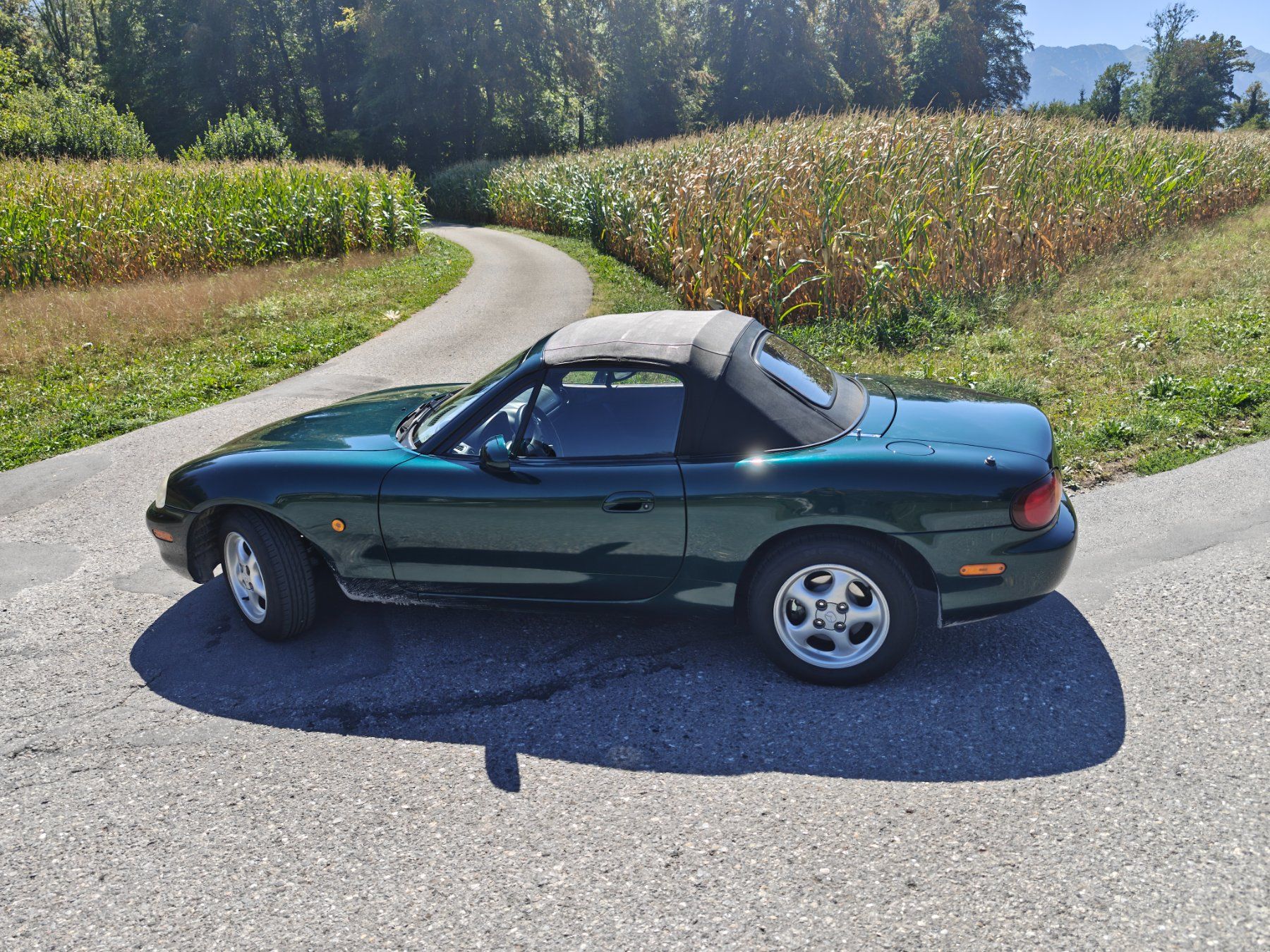 Mazda Autos: Mazda Mx5-nb 1.6 inkl. Hardtop – D'occasion à Alpnach Dorf par xmrmrx
