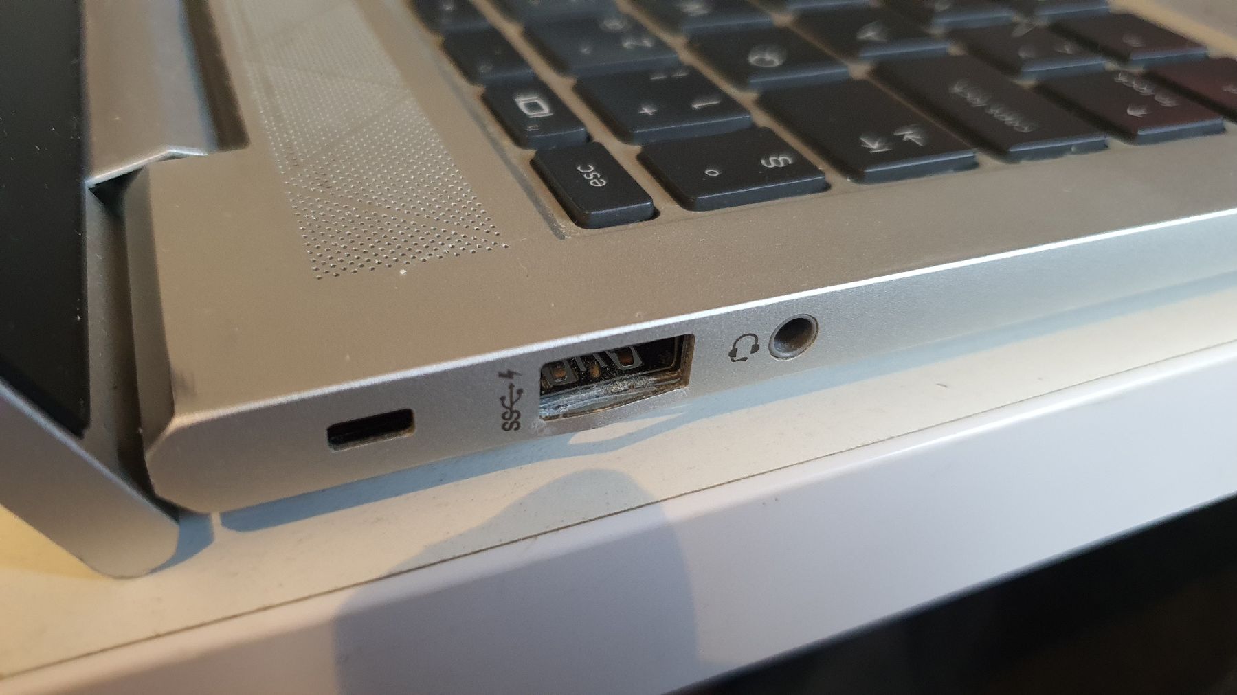 Hewlett Packard Notebook: HP EliteBook 850 G8 – Difettoso da Fischenthal venduto da Zeniz 4