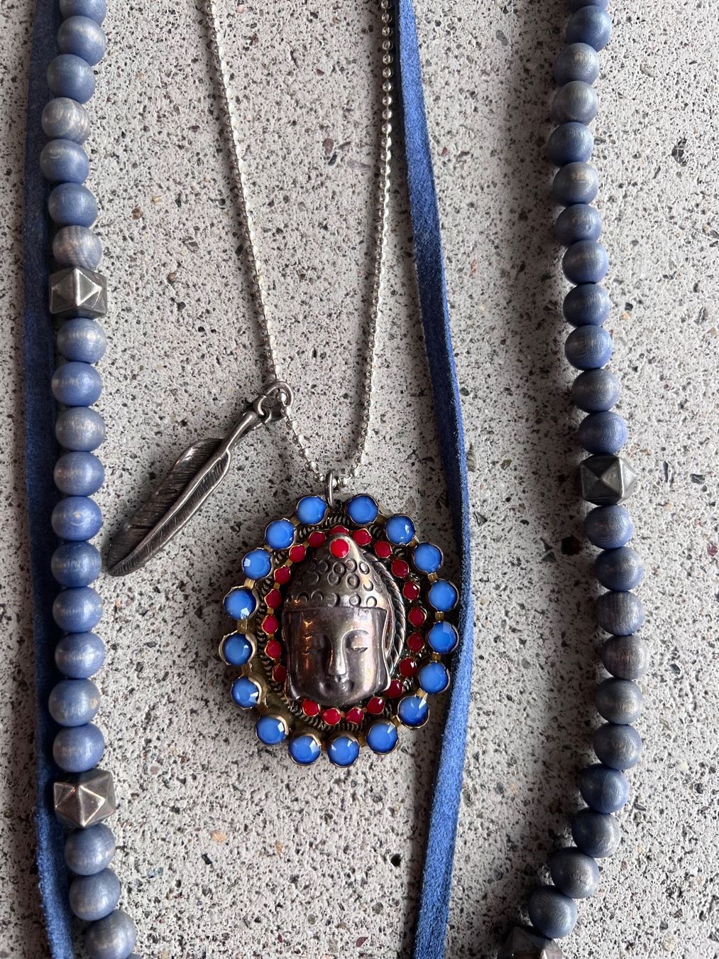 Catenine: Buddha Kette Designstück – Usato da Richterswil venduto da Solemare47Nicole