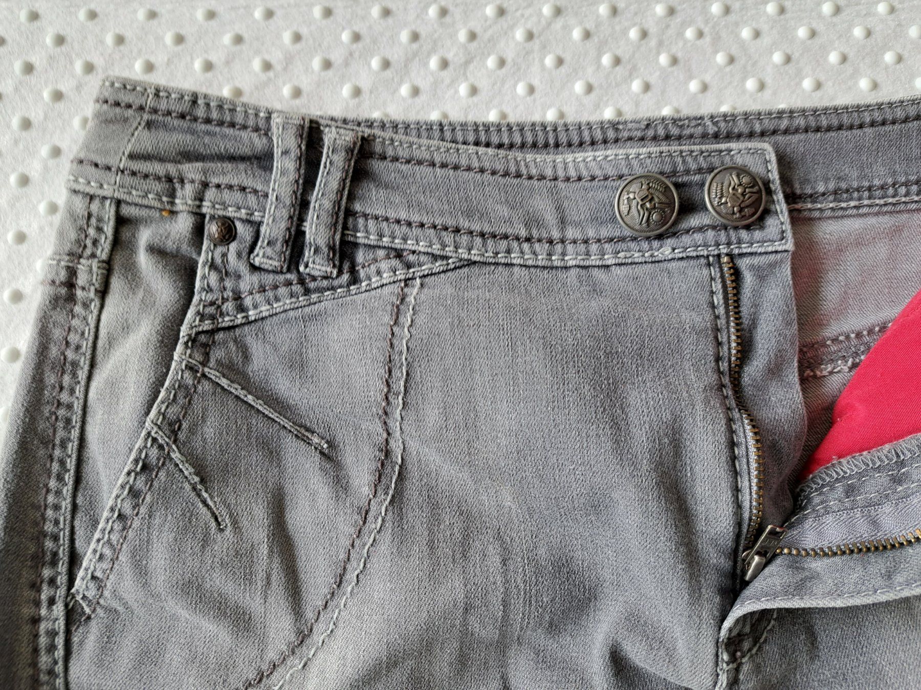 Gonne: Jeansrock Apriori Gr. 42 – Nuovo e nell'imballaggio originale da Gysenstein venduto da joshuas81 2