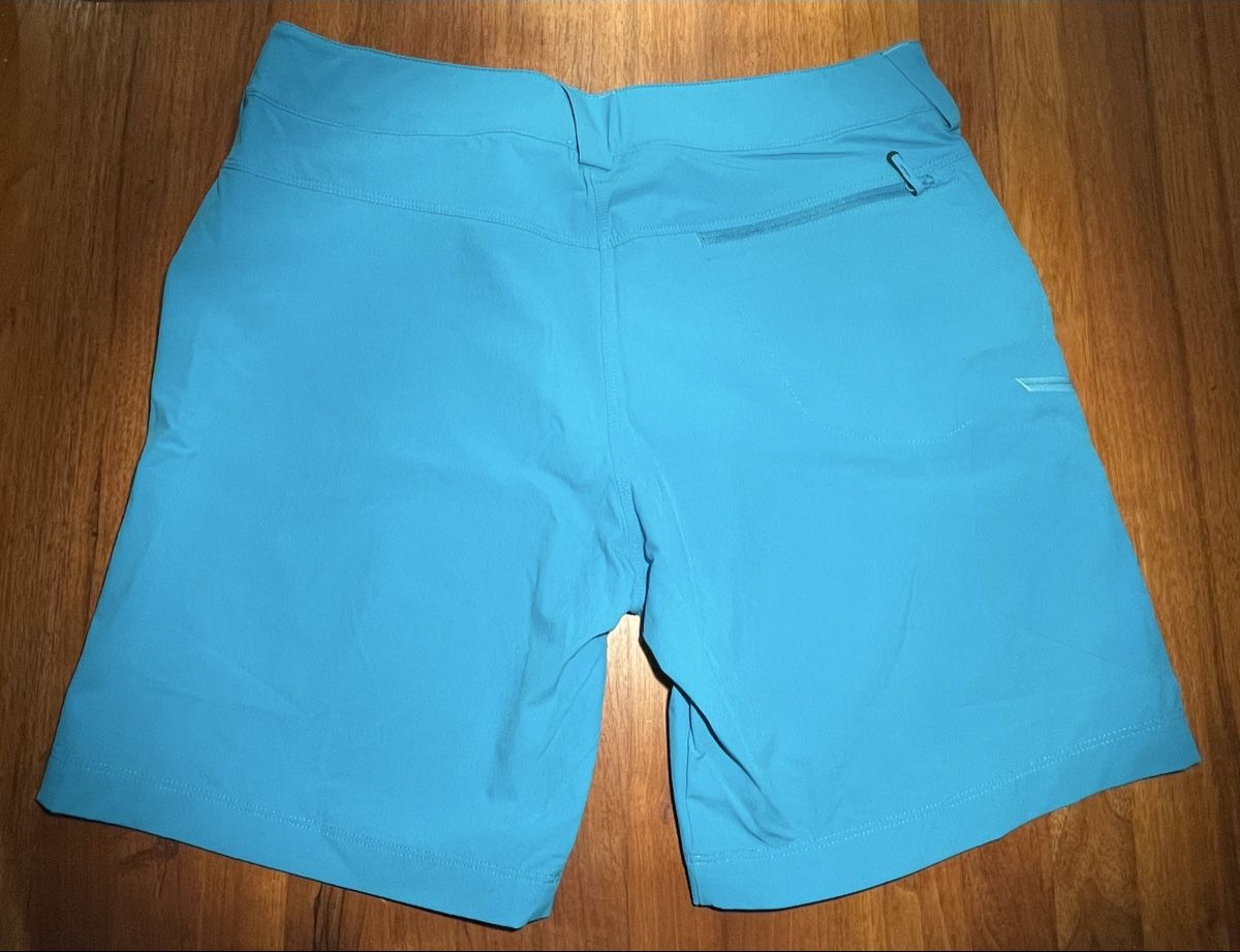 Salomon Pantaloni: Salomon Shorts Gr 42 – Nuovo (secondo la descrizione) da Weisslingen venduto da HeinzH01 1