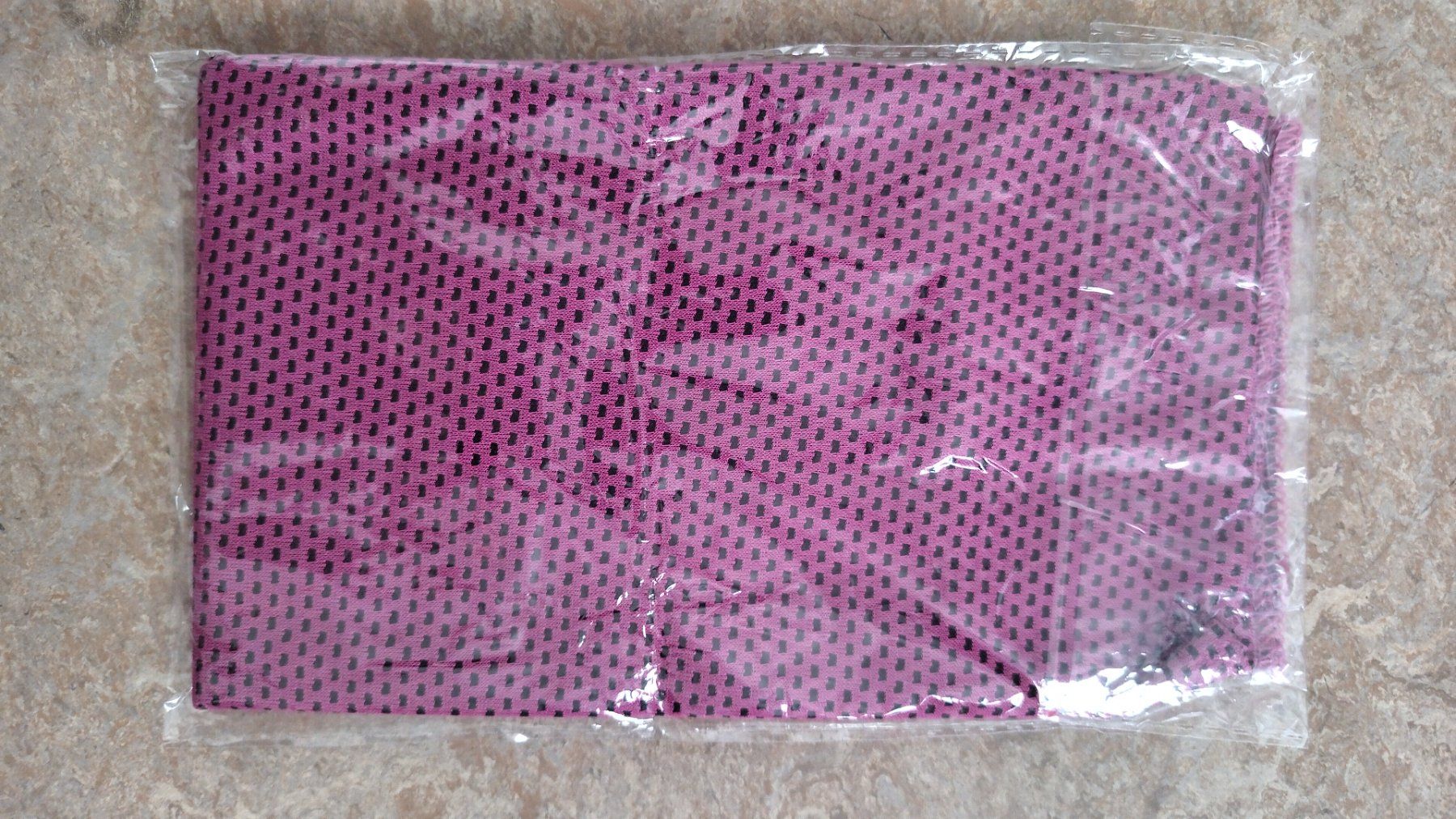 Serviettes de bain: Kühltuch, pink – Neuf avec emballage d'origine à STEFFISBURG par Sumerstorm