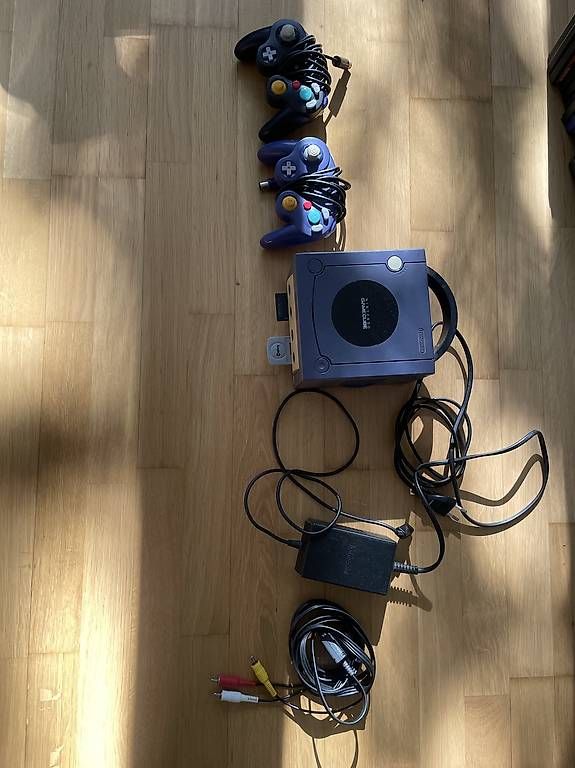 Nintendo Console: Gamecube mit 14 Spielen – Usato da Schaffhausen venduto da chr_h86k 1