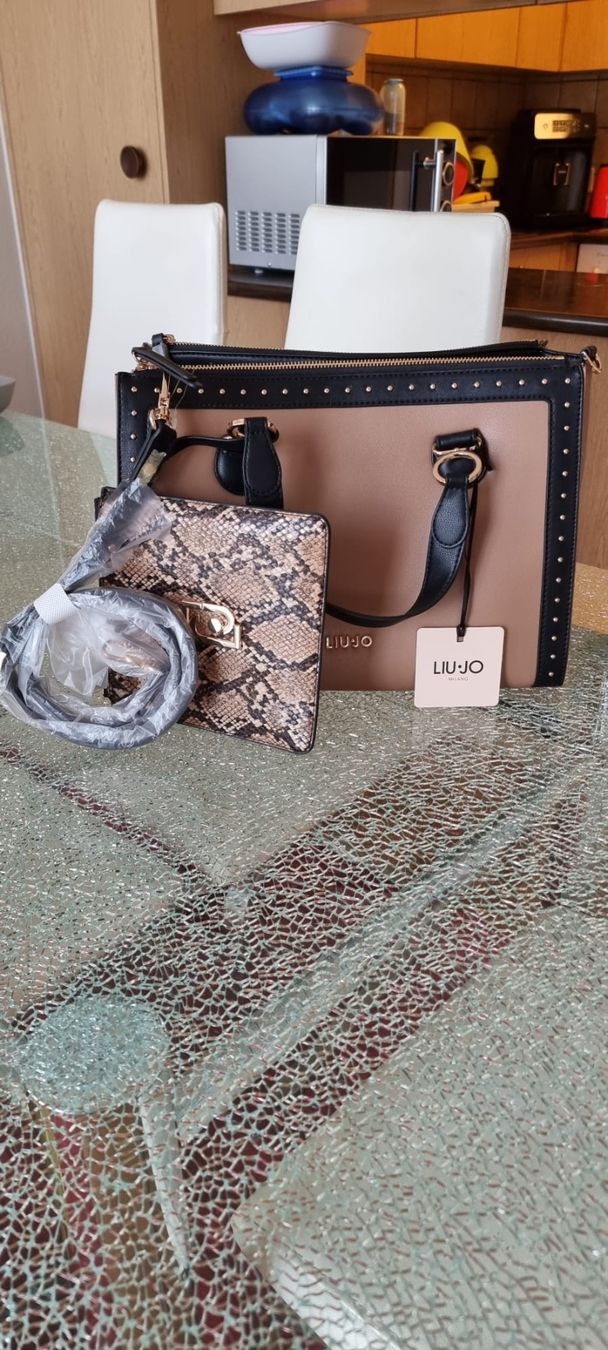 Liu Jo Sacs femmes: Liu Jo Handtasche – Neuf avec emballage d'origine à Luzern par Reni025 5