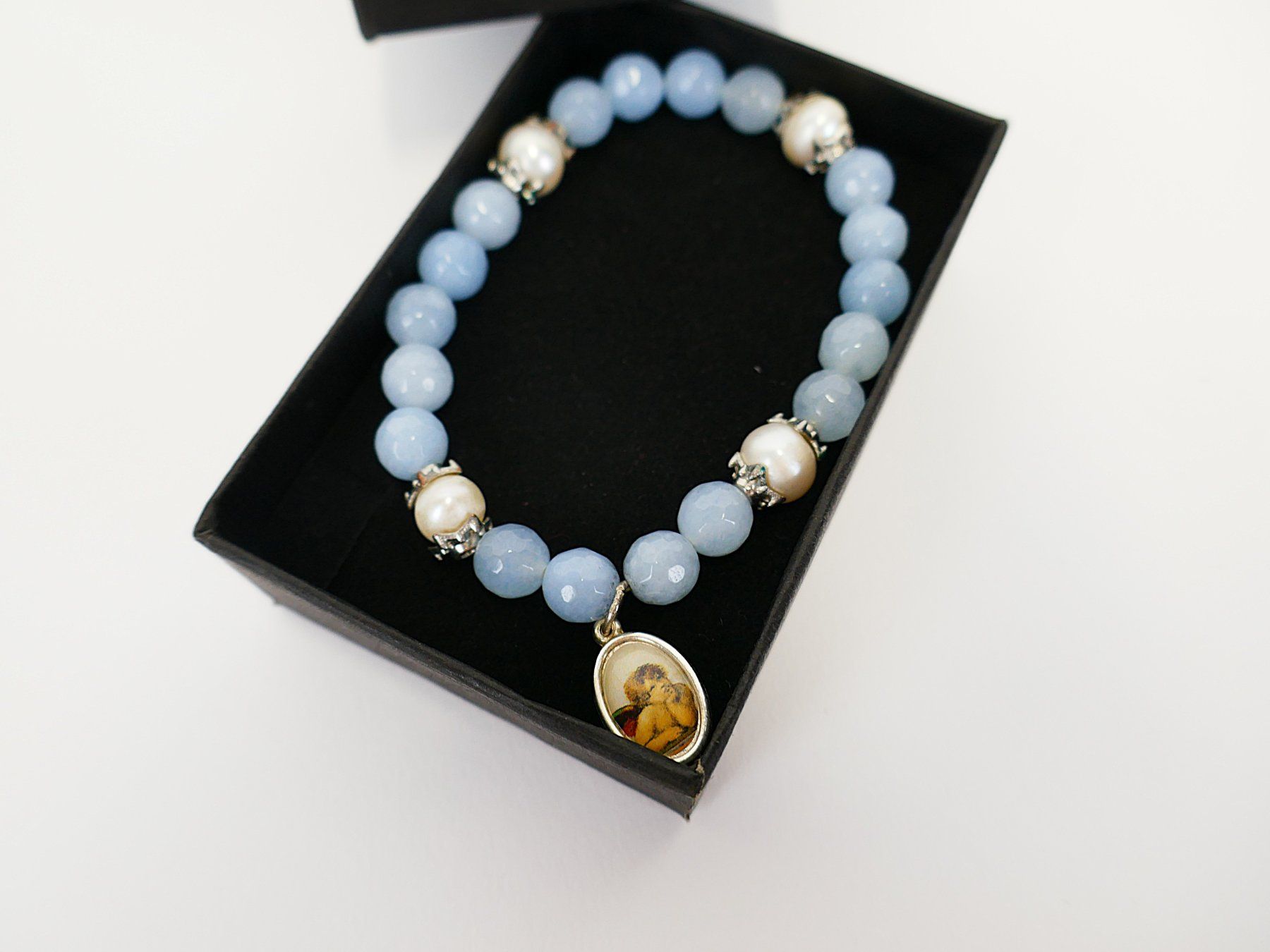 Bracelets: Elastisches Armband mit Anhänger – D'occasion à Urtenen-Schönbühl par Restwert_Schoenbuehl 1