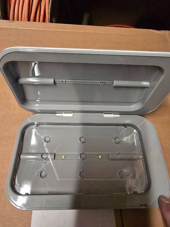 Pasti del neonato: UV Sterilisier Box / Blitzverkauf – Usato da Kleinlützel venduto da tob_dg8c