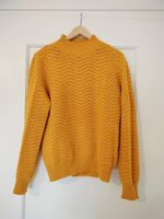 senfgelber Wollpullover