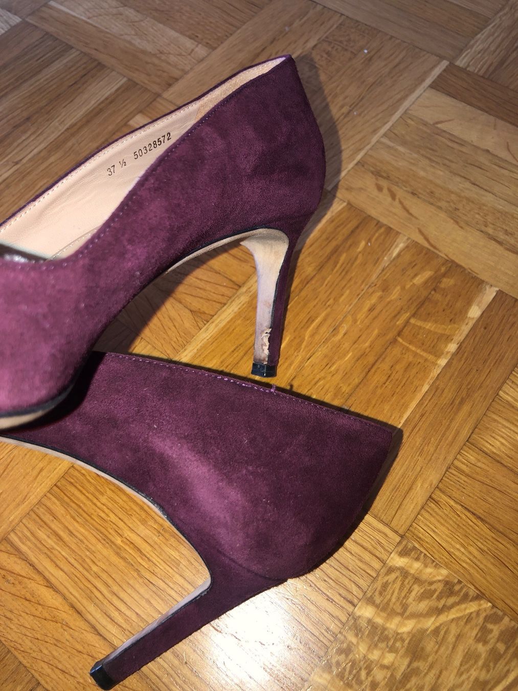 Hugo Boss Scarpe da donna: Pumps Hugo Boss Wildleder Gr 37.5 – Usato da Zug venduto da estarthyme 5