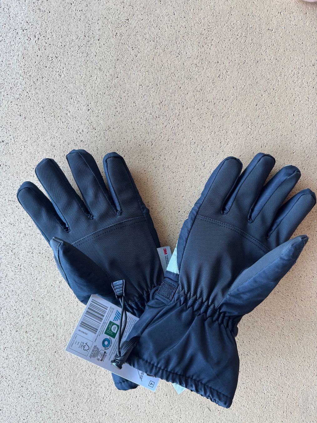 3M Guanti & manicotti: Gants de ski Crane 3M, taille M – Nuovo (secondo la descrizione) da St-Gingolph venduto da GoldenKeys