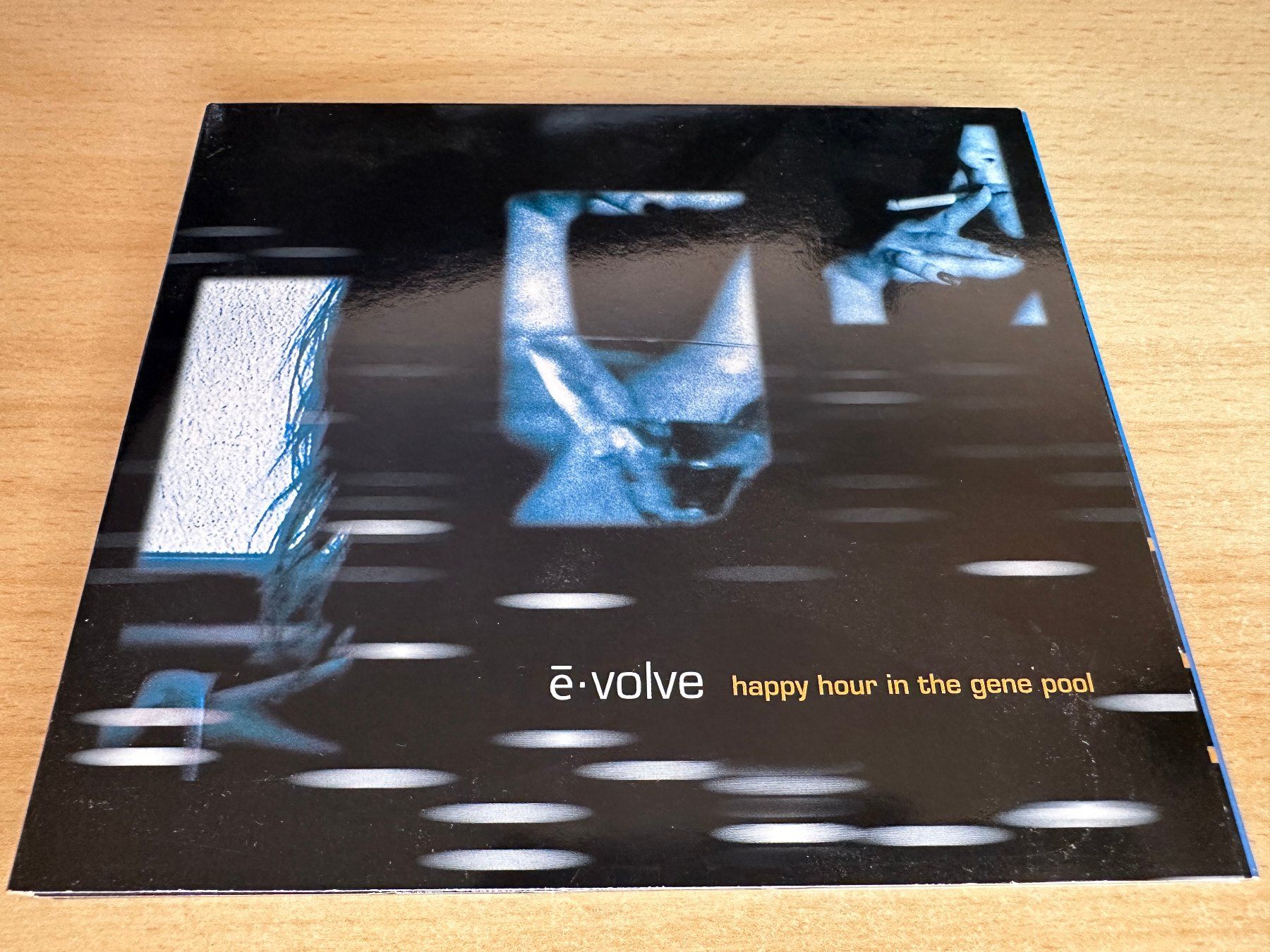CDs: Evolve – Happy Hour In The Gene Pool – Gebraucht aus Rikon im Tösstal von Alpenmutz