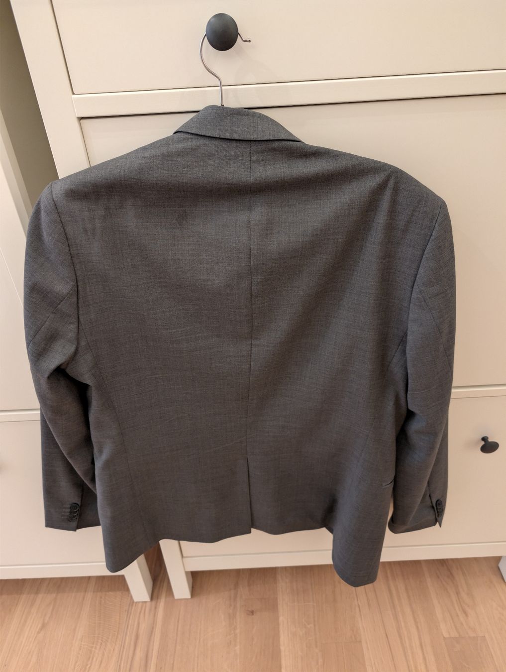H&M Completi, tute sportive e funzionali: Elegantes Sakko, Grau, Grösse 48 Fabric by Marzotto, H&M – Usato da Uster venduto da Jaschoo 1