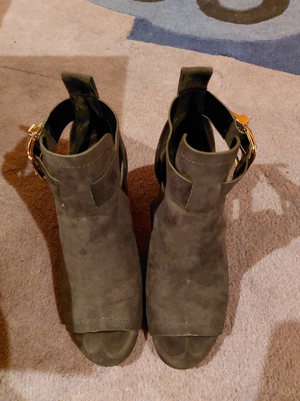 Scarpe da donna: Sandalen River – Usato da Dietlikon venduto da Asany 2